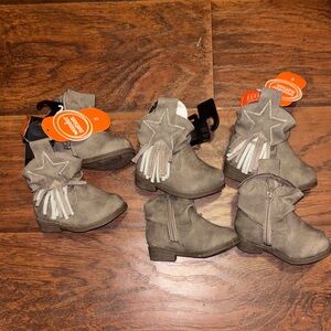Wonder Nation Gray Kids cowgirl Boots with Star Fringe